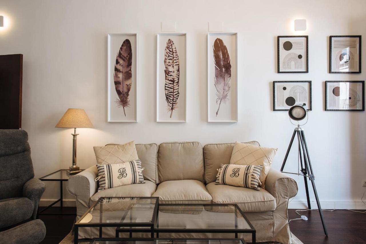 Apartamento Puerta Real - Free Parking Sevilla Bagian luar foto
