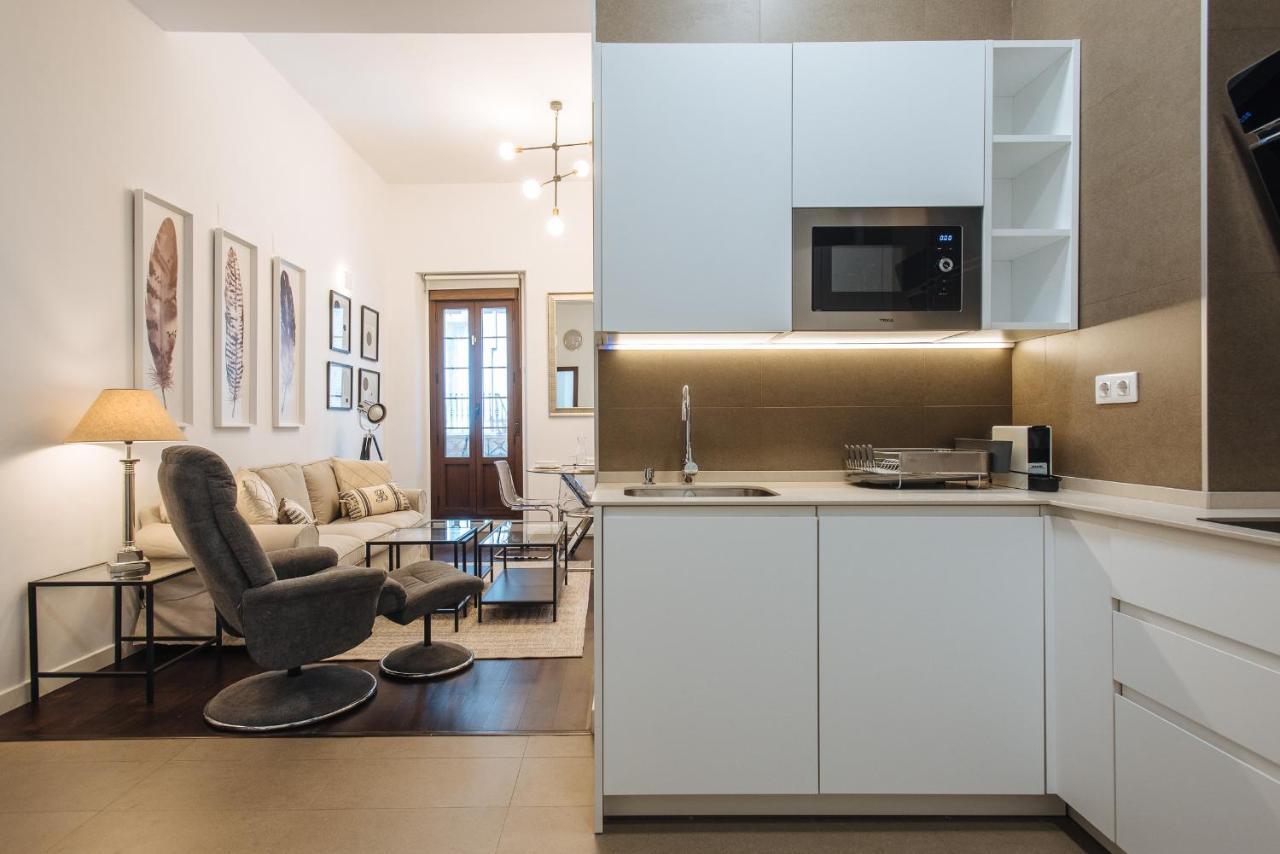 Apartamento Puerta Real - Free Parking Sevilla Bagian luar foto